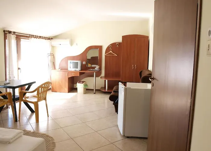 Gasthuis Guestrooms Hema *